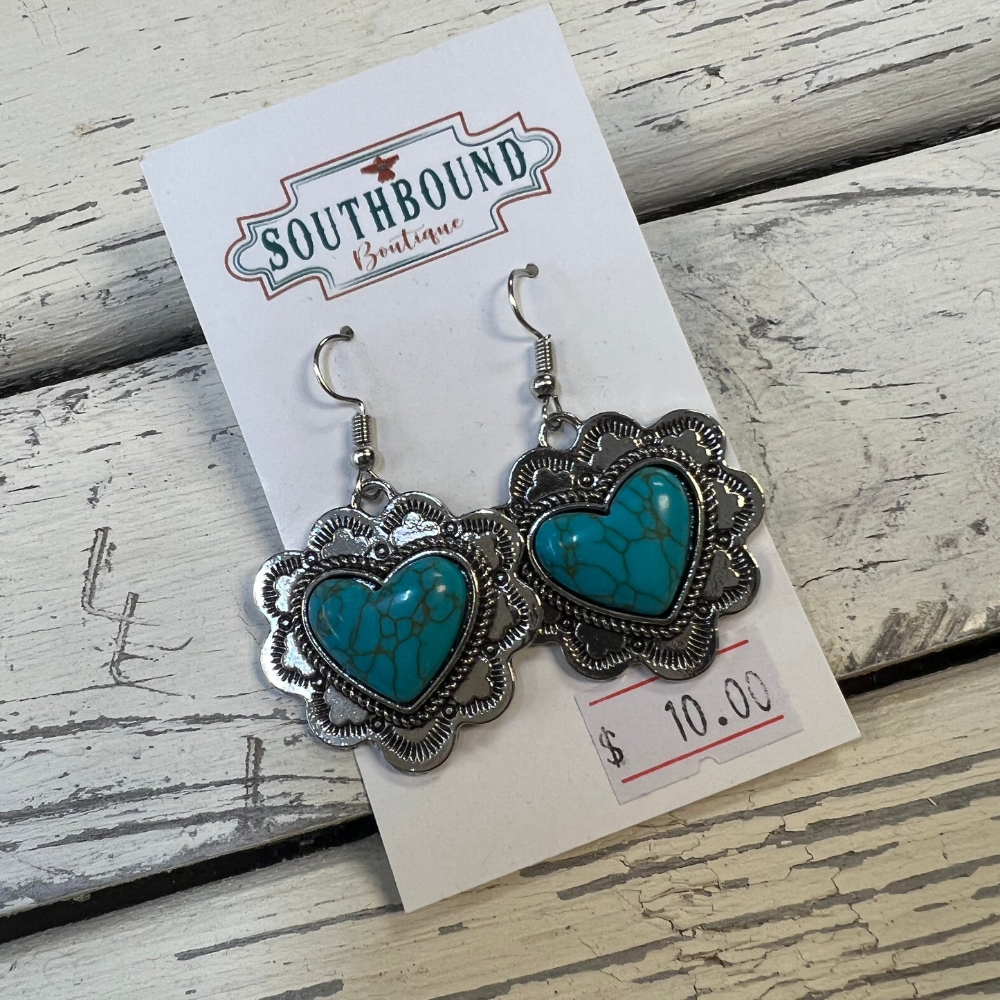 Corazon Shaped Turquoise Earrings